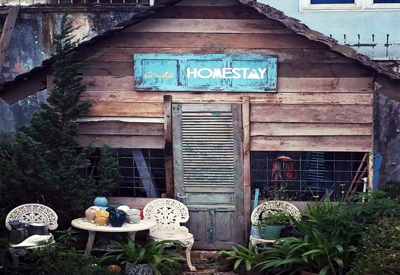 Nhà gỗ làm homestay